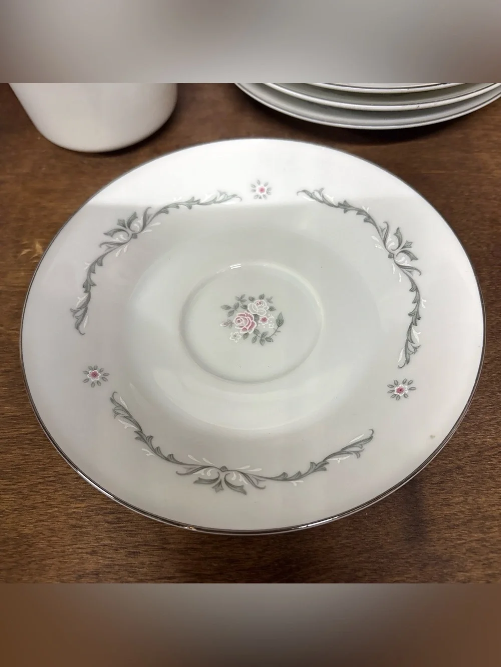 Signature Collection Japan Porcelain Tea Cup and Saucer Set - 4pc